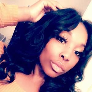 Meet your Posher, Keisha